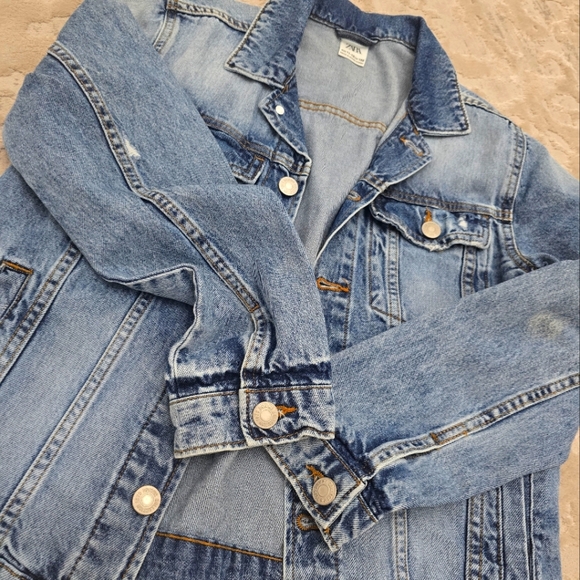 Zara denim jacket - Picture 1 of 4